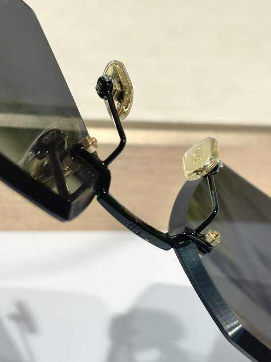 Picture of Dior Sunglasses _SKUfw76705632fw